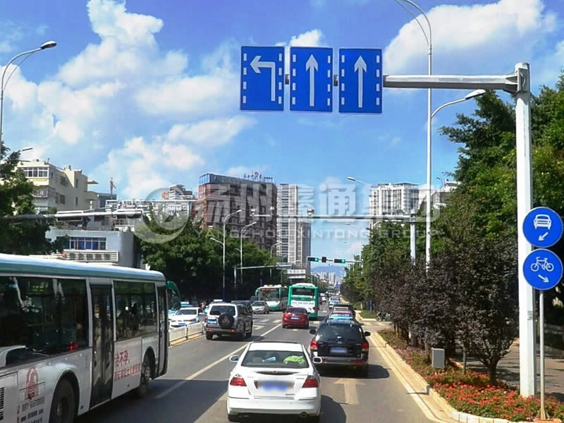 BZG-007，交通標(biāo)志桿，分道標(biāo)志桿
