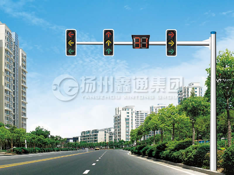 XHDG-007，八棱懸臂信號(hào)燈桿