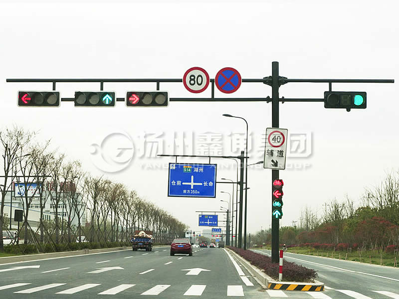 XHDG-056，F(xiàn)型雙臂信號(hào)燈桿，杭州信號(hào)燈桿